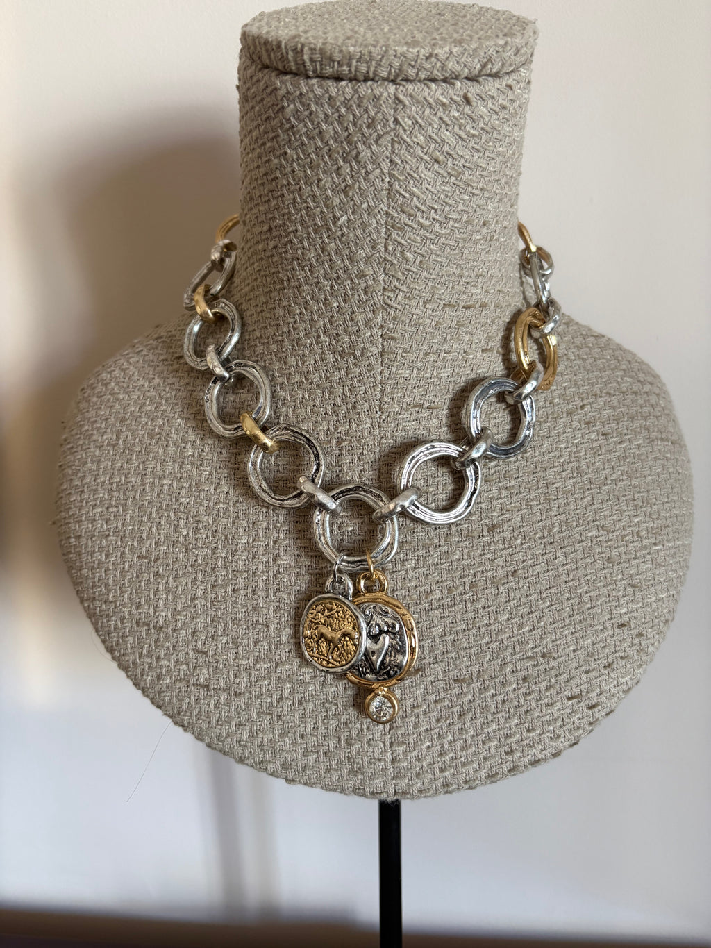COLLAR-GARGANTILLA ENCADENA