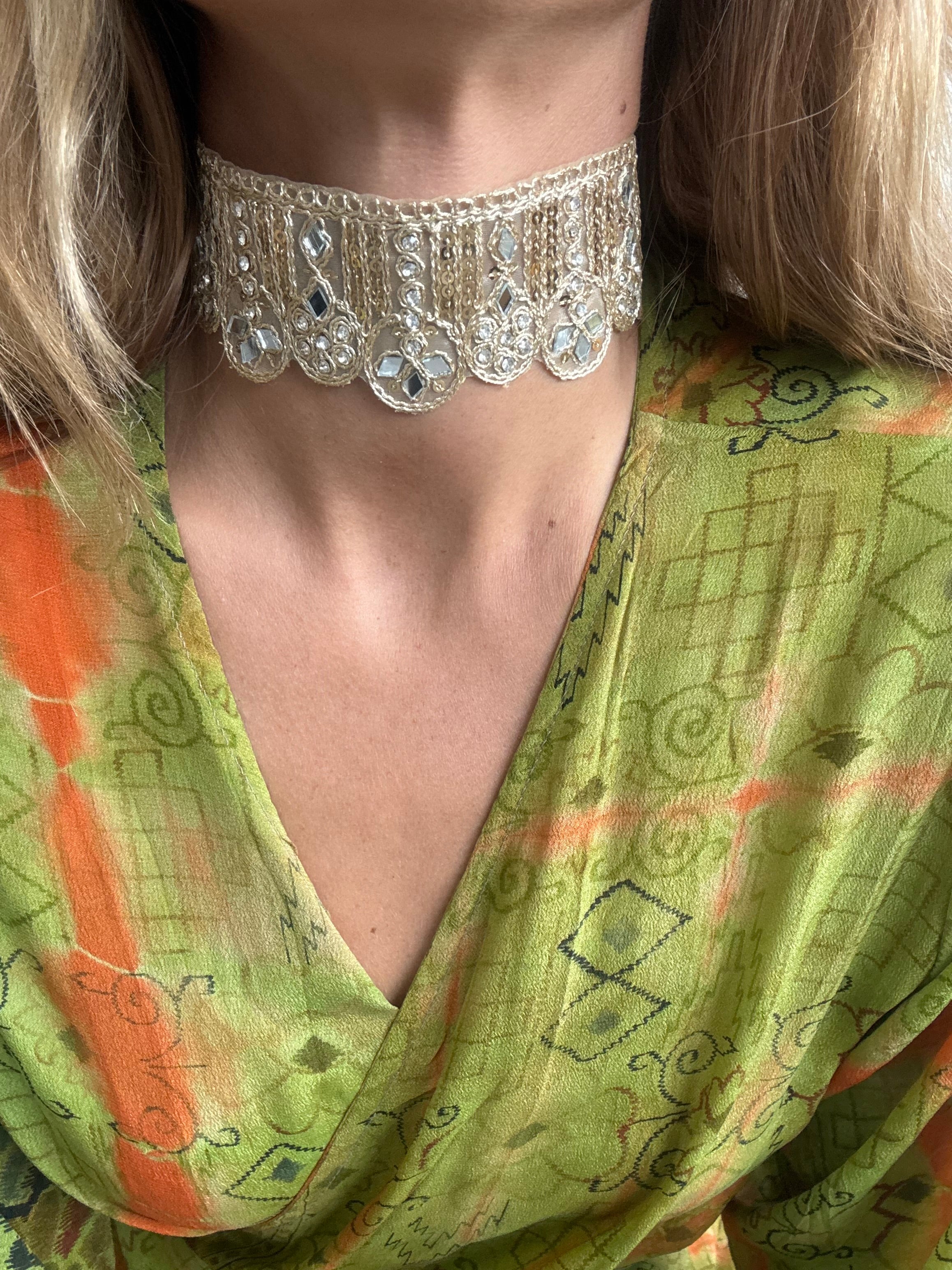 COLLAR MOLDURA