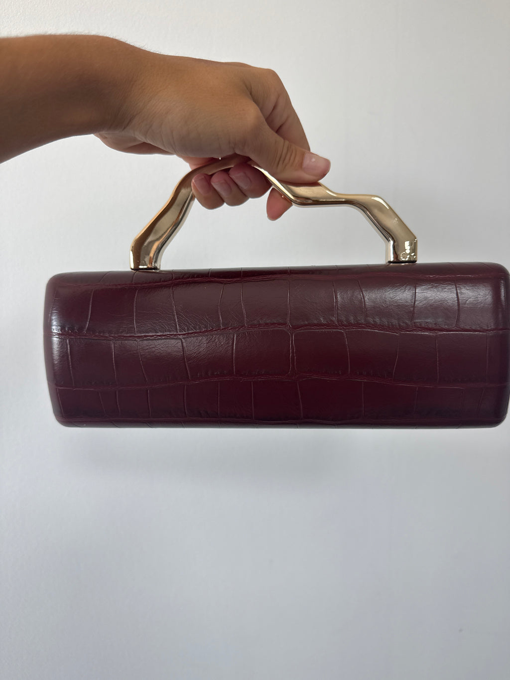 BOLSO COCODRILE VINO