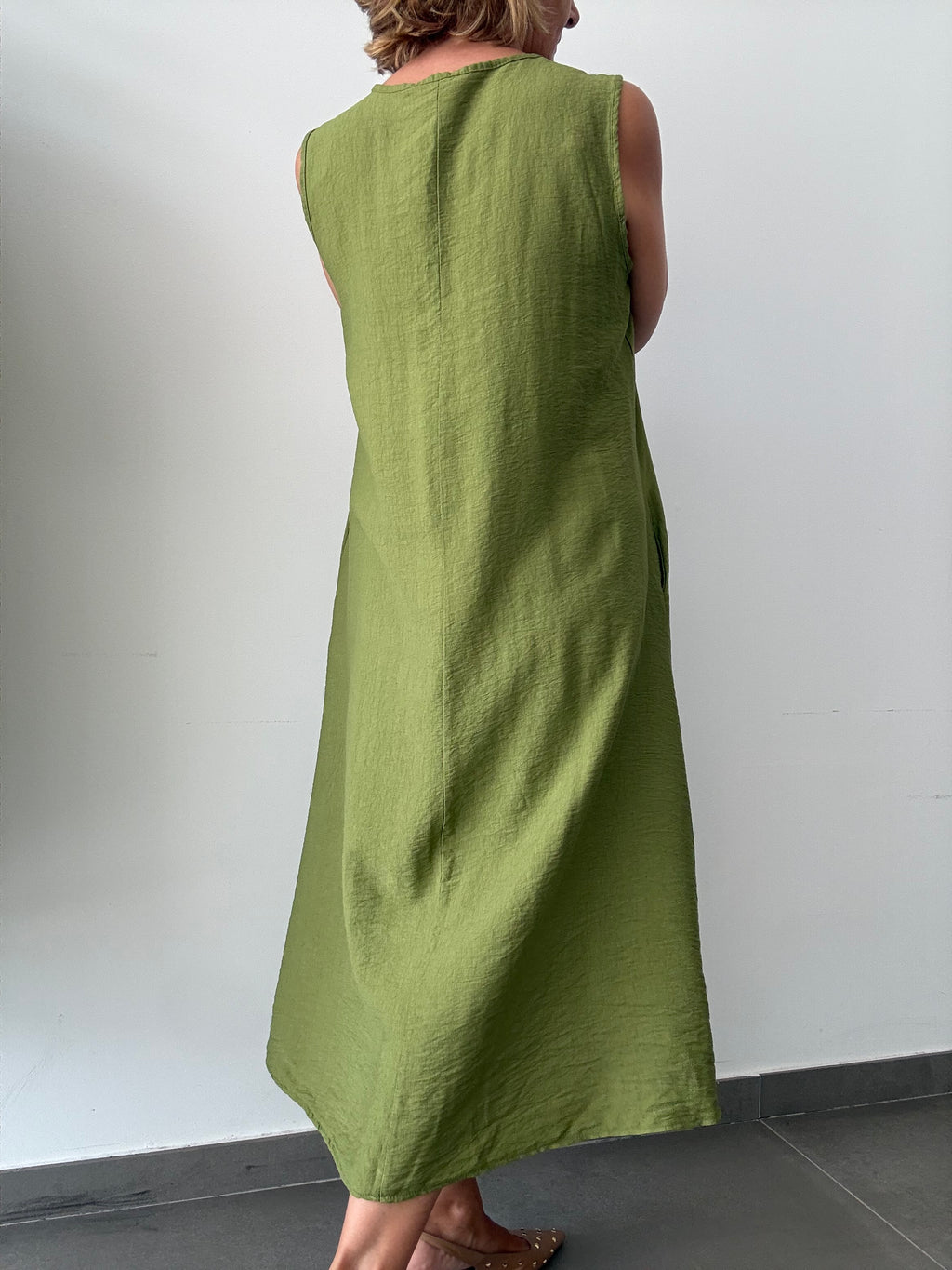 VESTIDO ABANICO PISTACHO