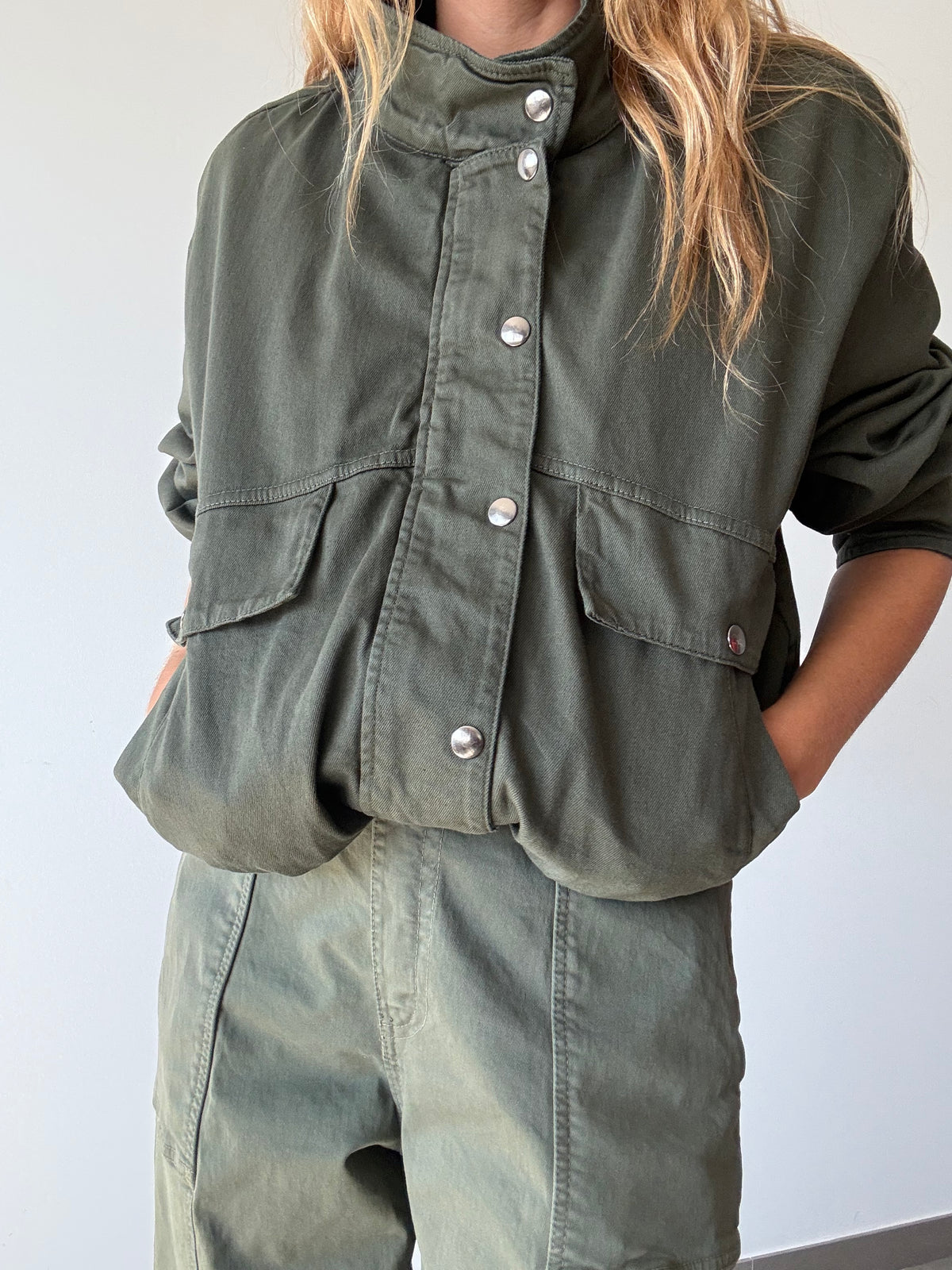 CHAQUETA ARESA KAKI