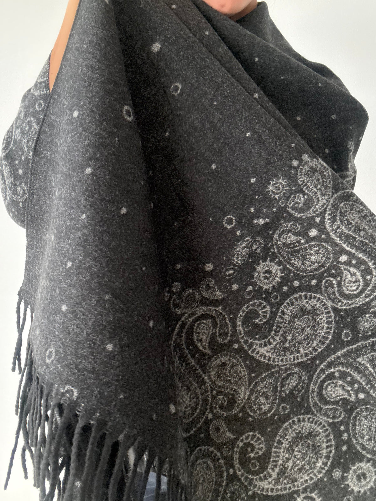 FOULARD ASTRAL GRIS OSCURO