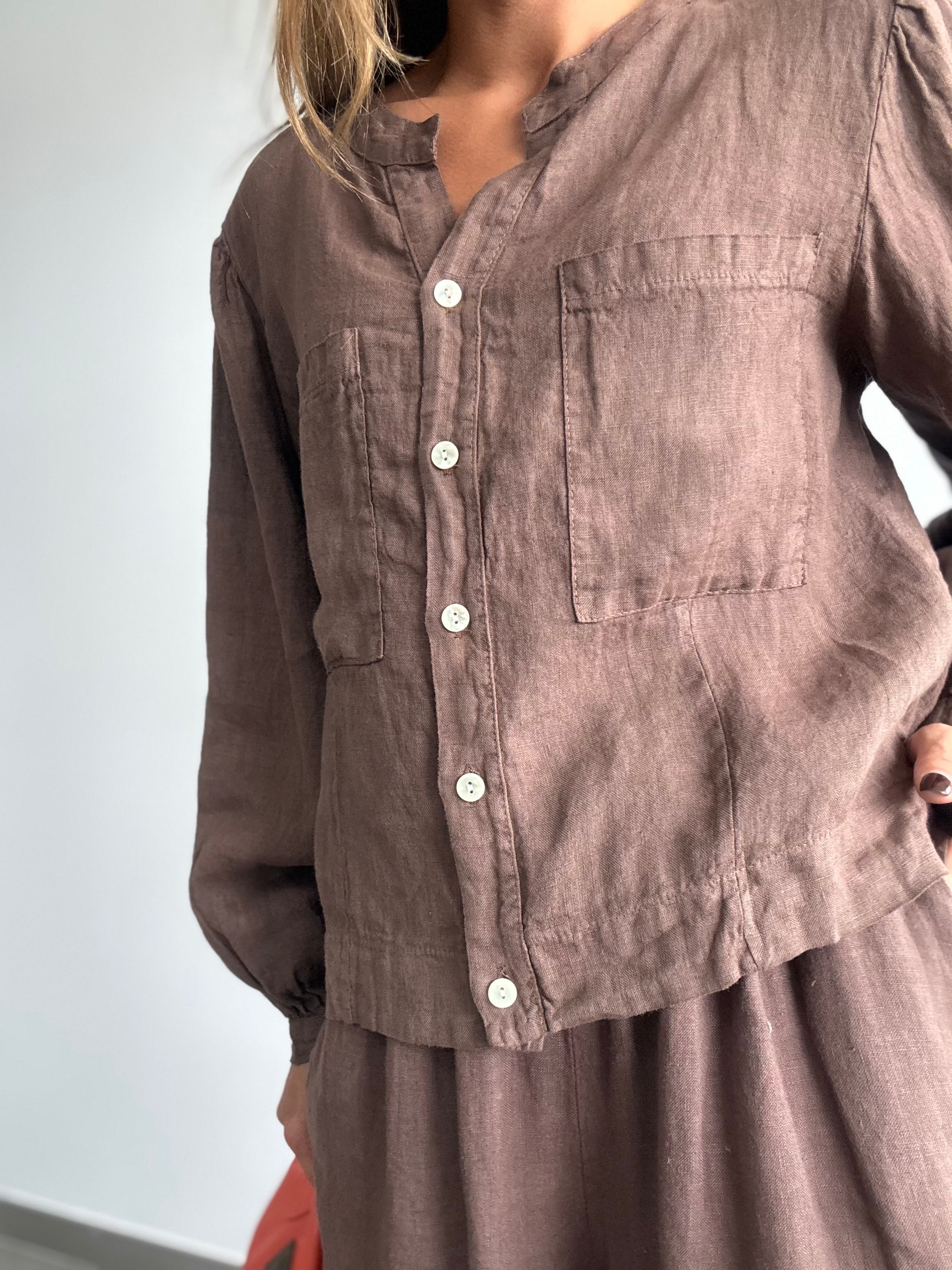 CAMISA SERILDA CHOCOLATE