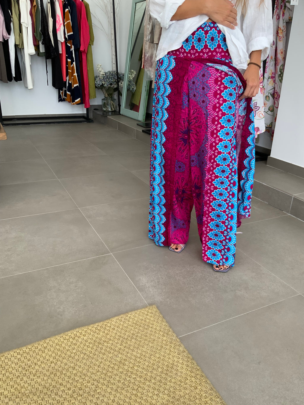 PANTALÓN DELHI FUCSIA