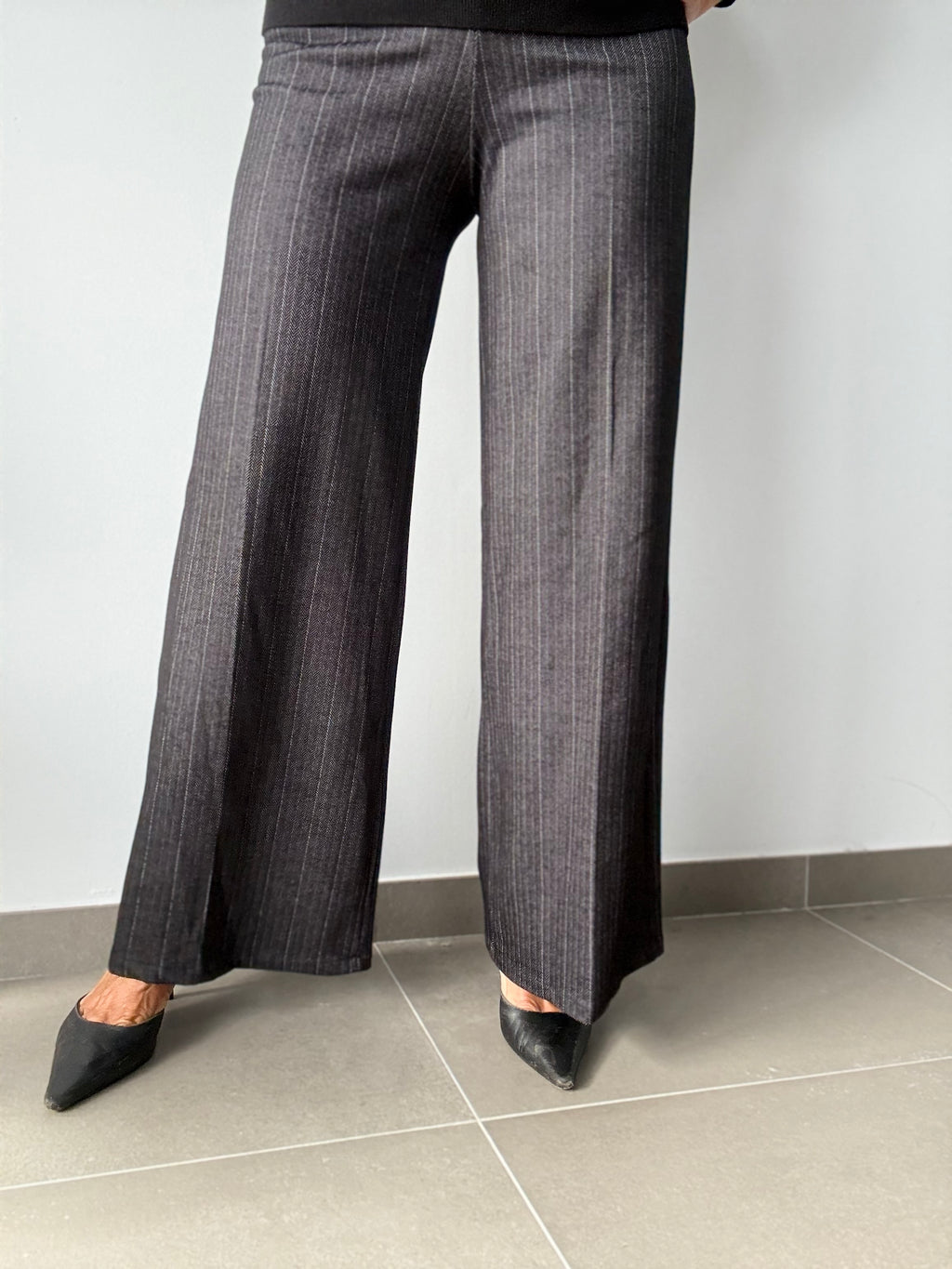PANTALÓN URANO GRIS