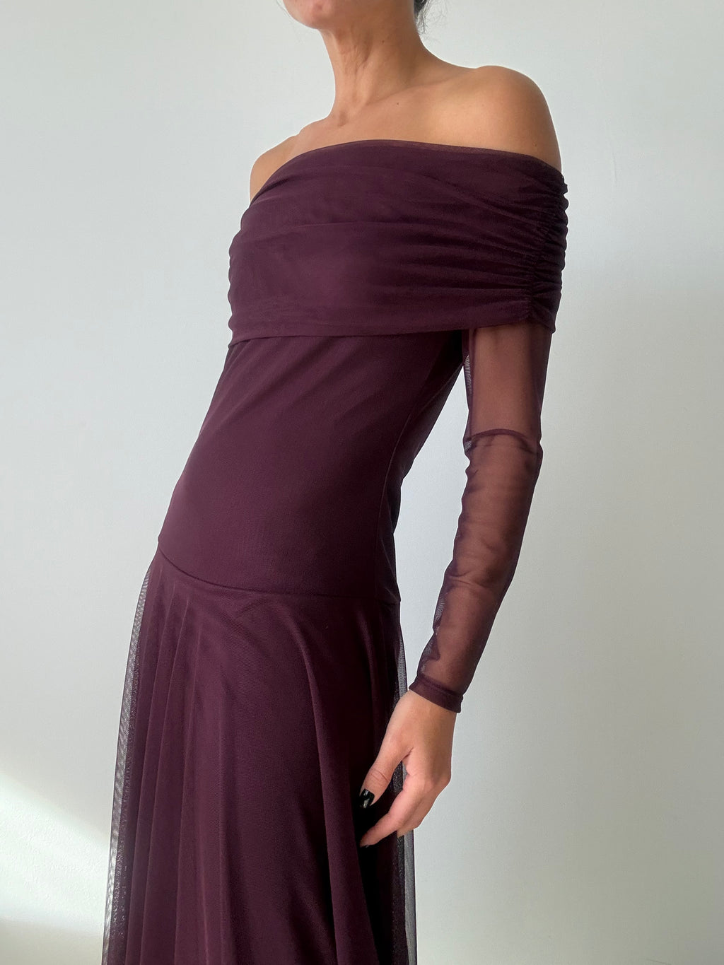 VESTIDO BALCÓN BERENJENA