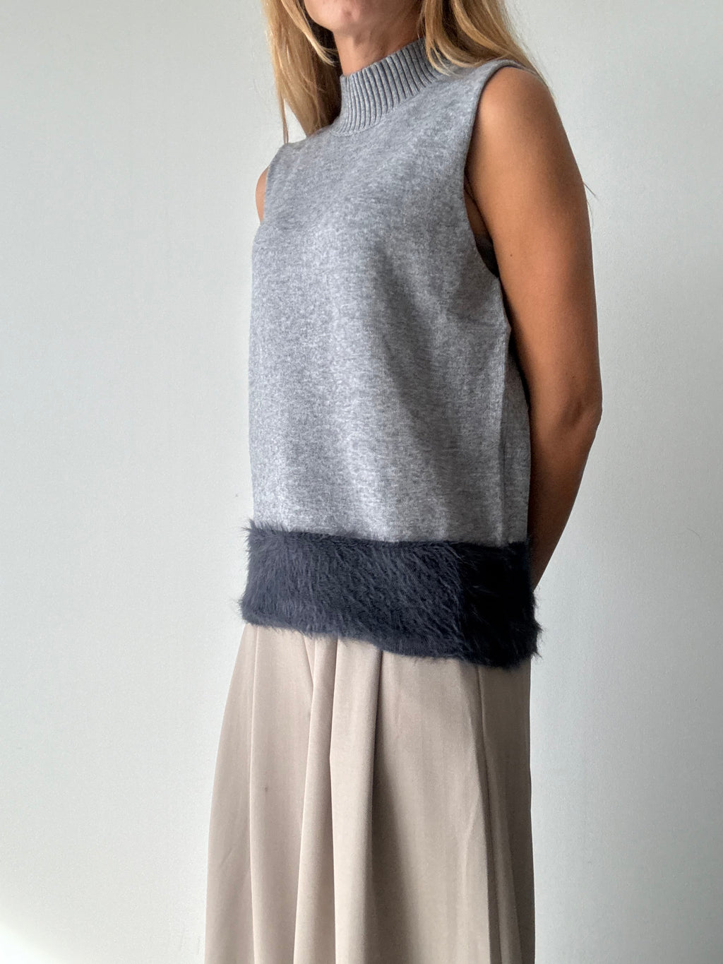 CHALECO ENELDO GRIS