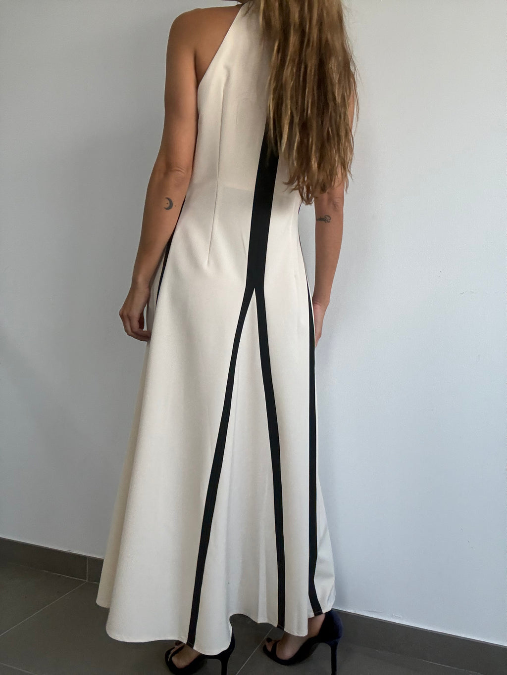 VESTIDO RUMIKA