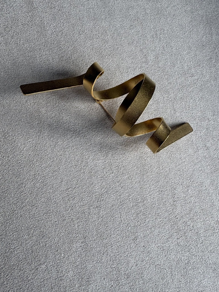 BROCHE ESPIRAL DORADO