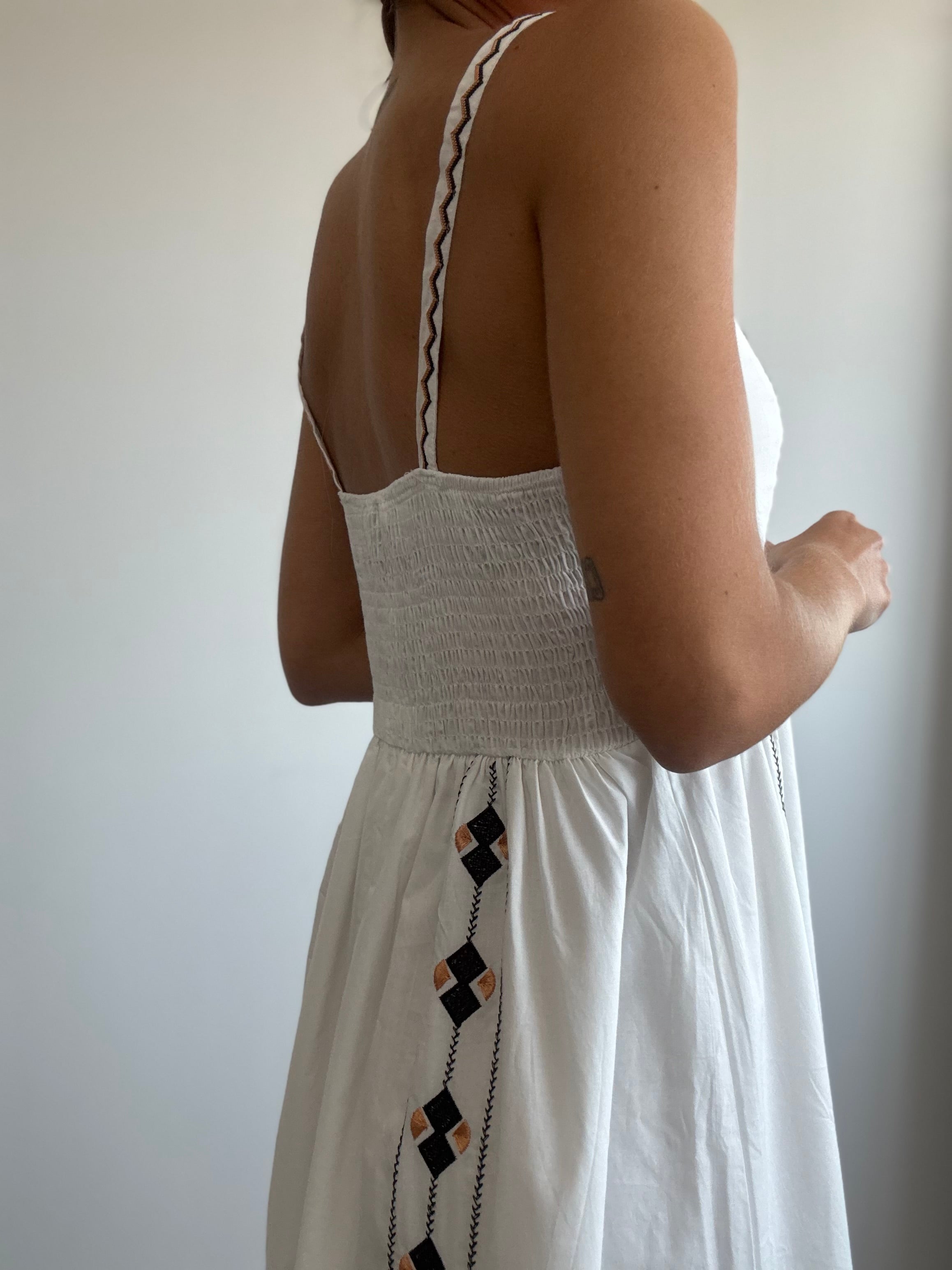 VESTIDO COMO