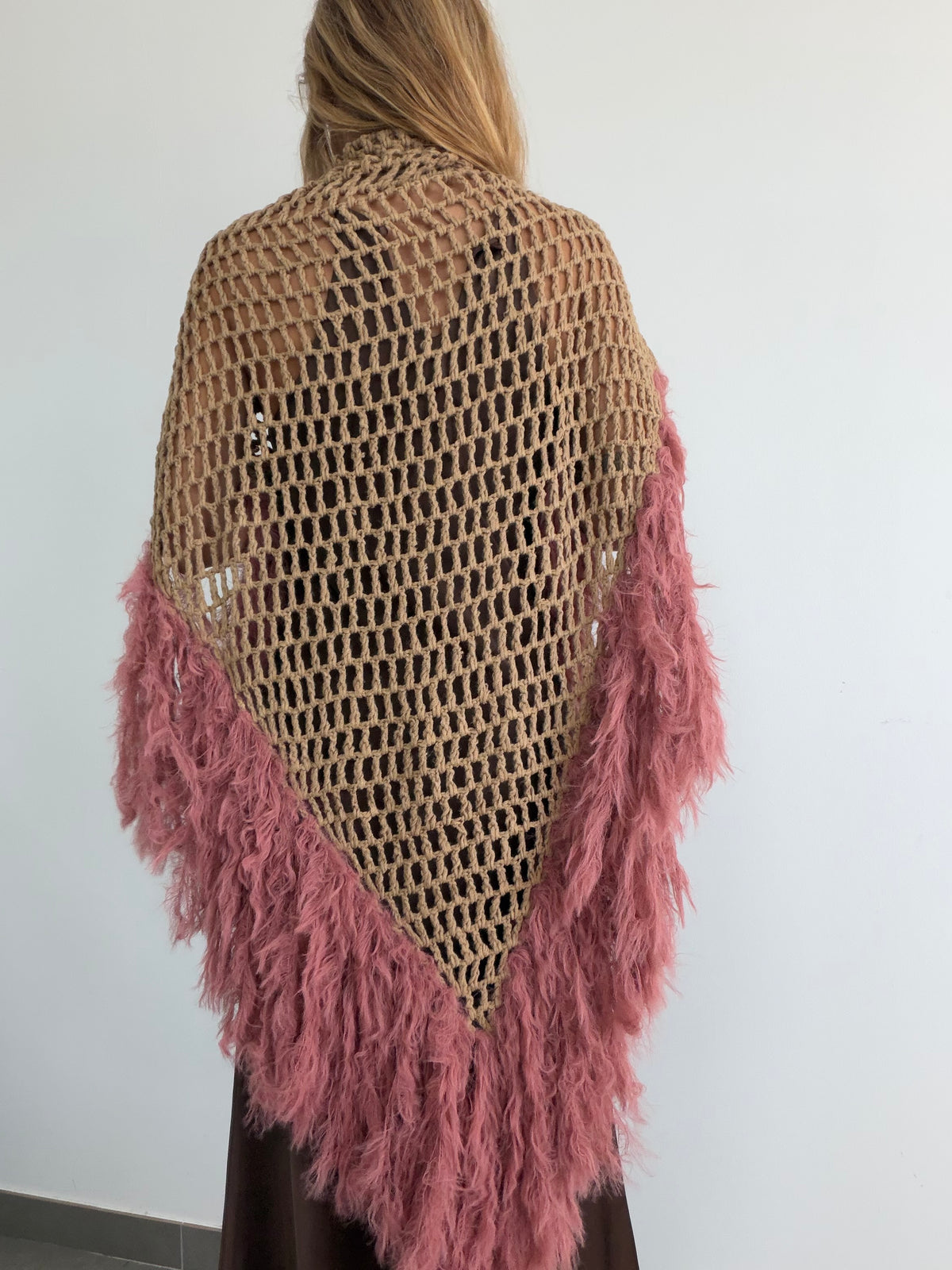 TOCA PLUMAS  CAMEL-ROSA