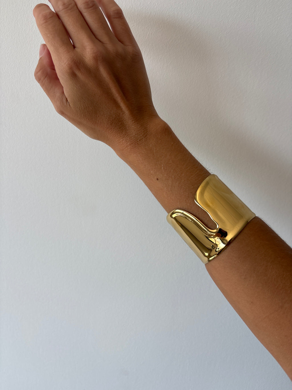 PULSERA ABA DORADA