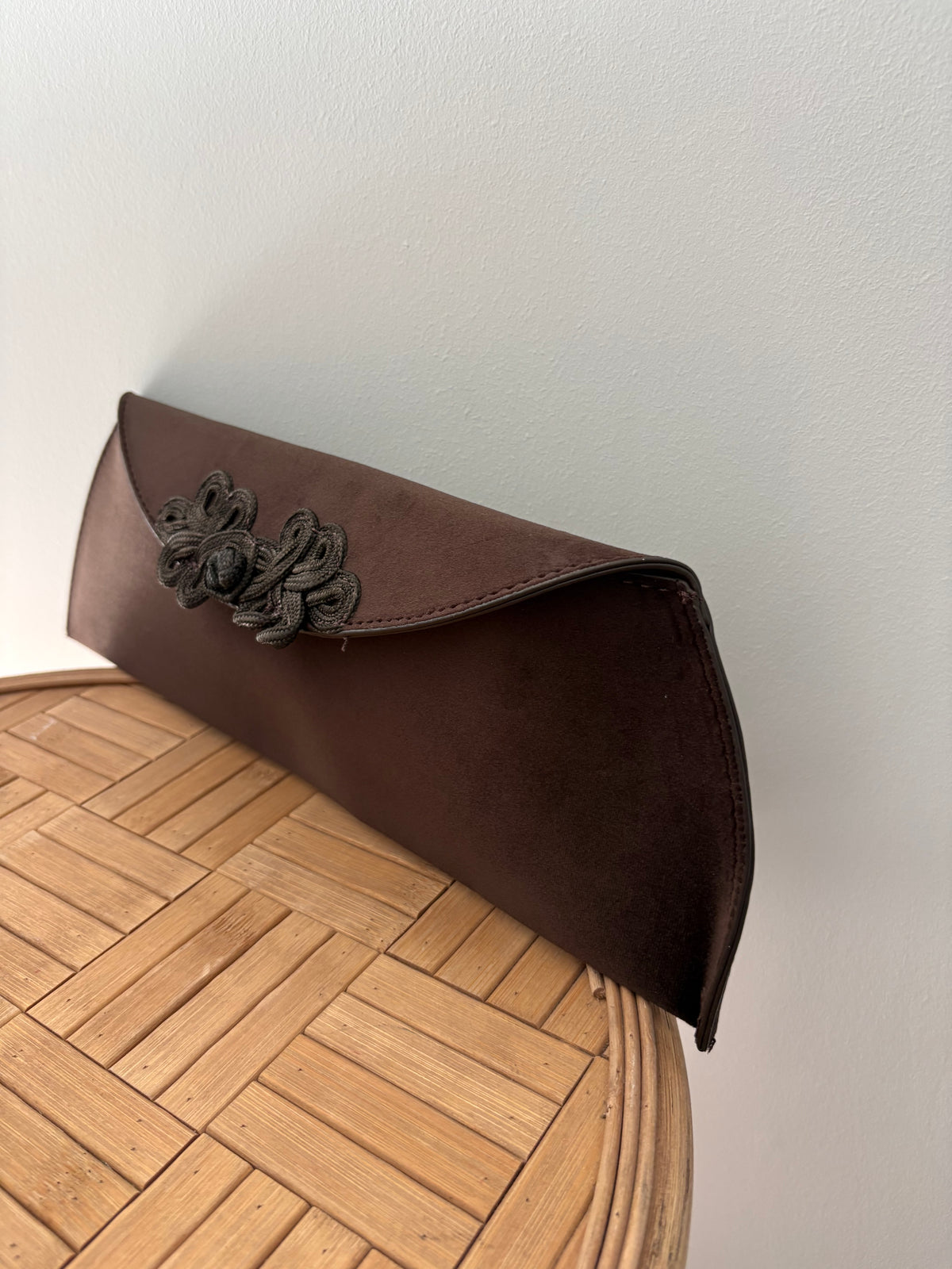 BOLSO FILIGRANA MARRÓN