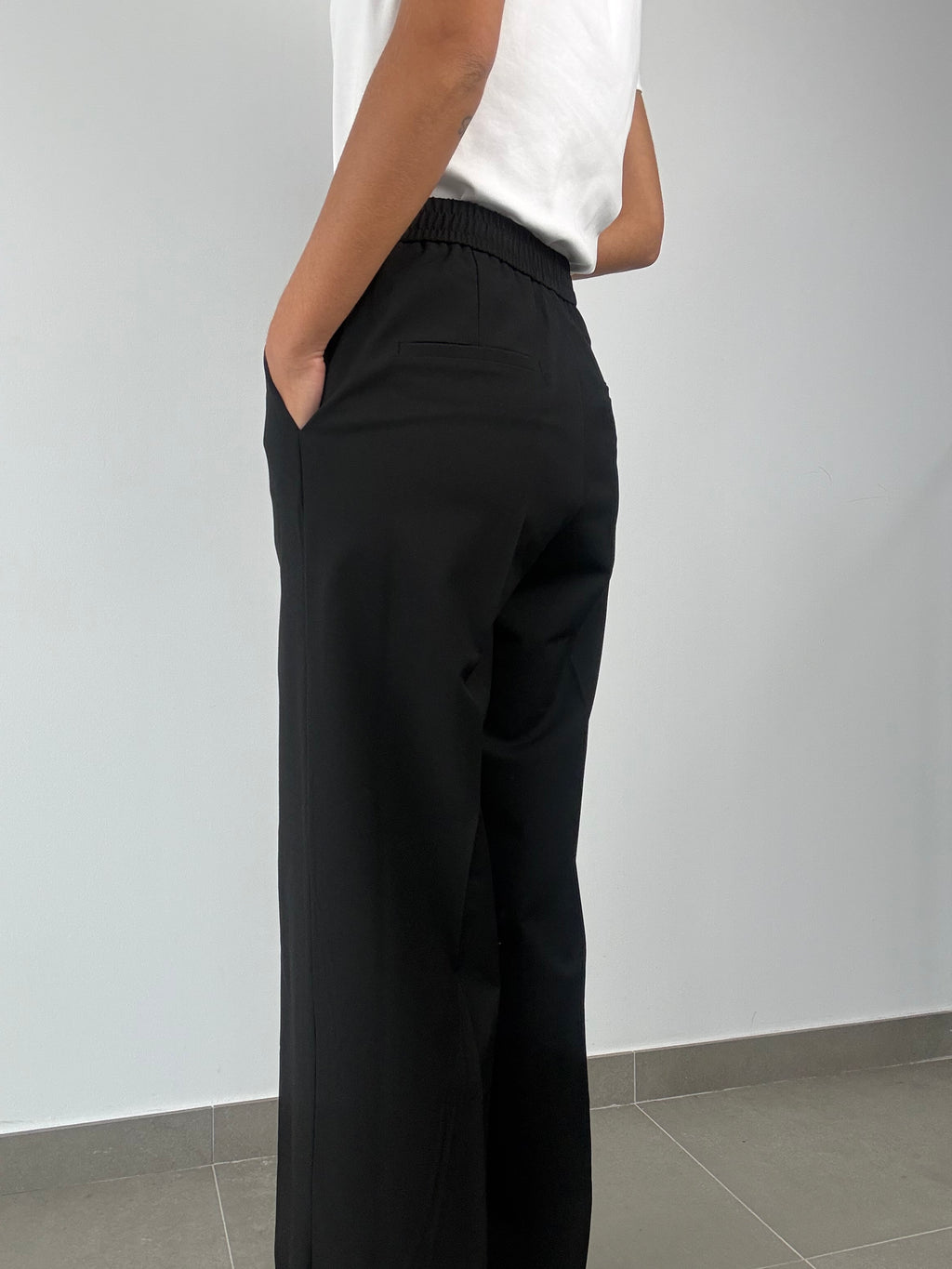 PANTALÓN PLATEA NEGRO