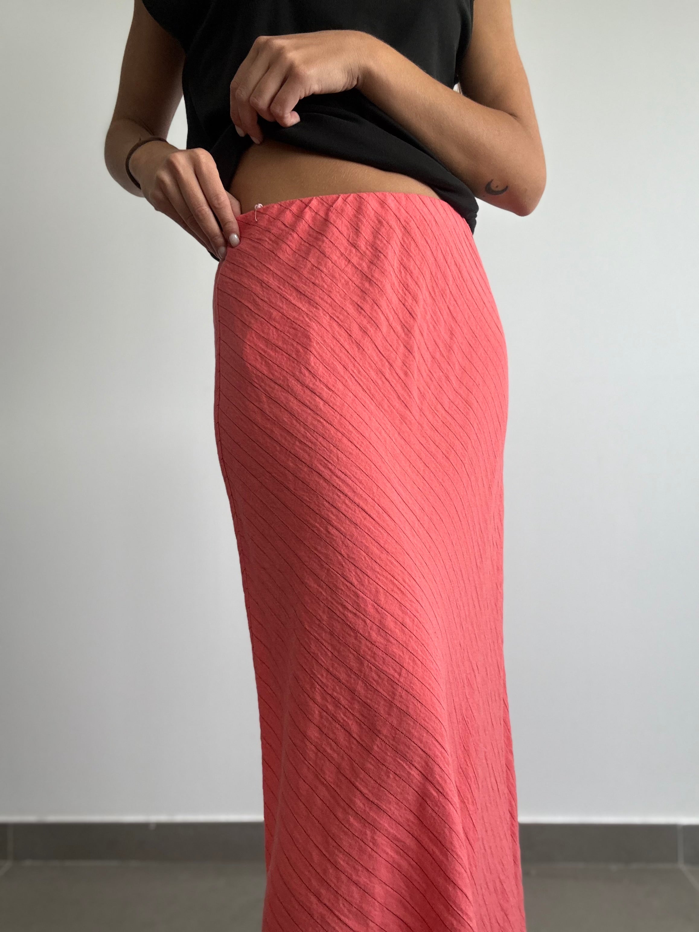 FALDA BENITA CORAL