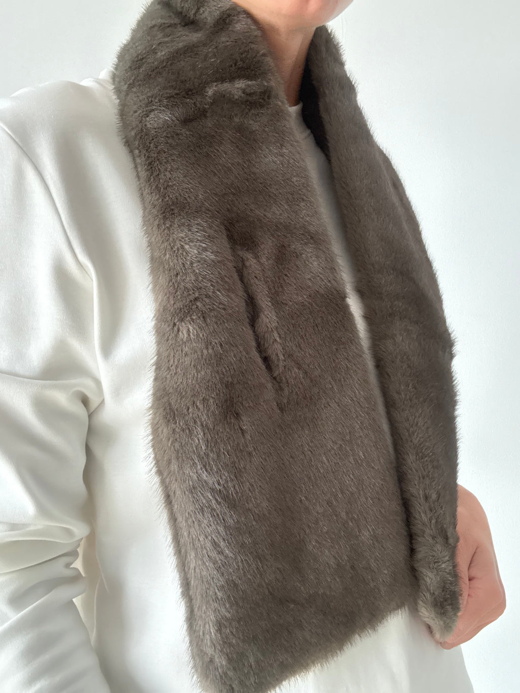 CUELLO LISO KAKI