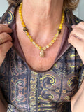 COLLAR -GARGANTILLA AMARILLO