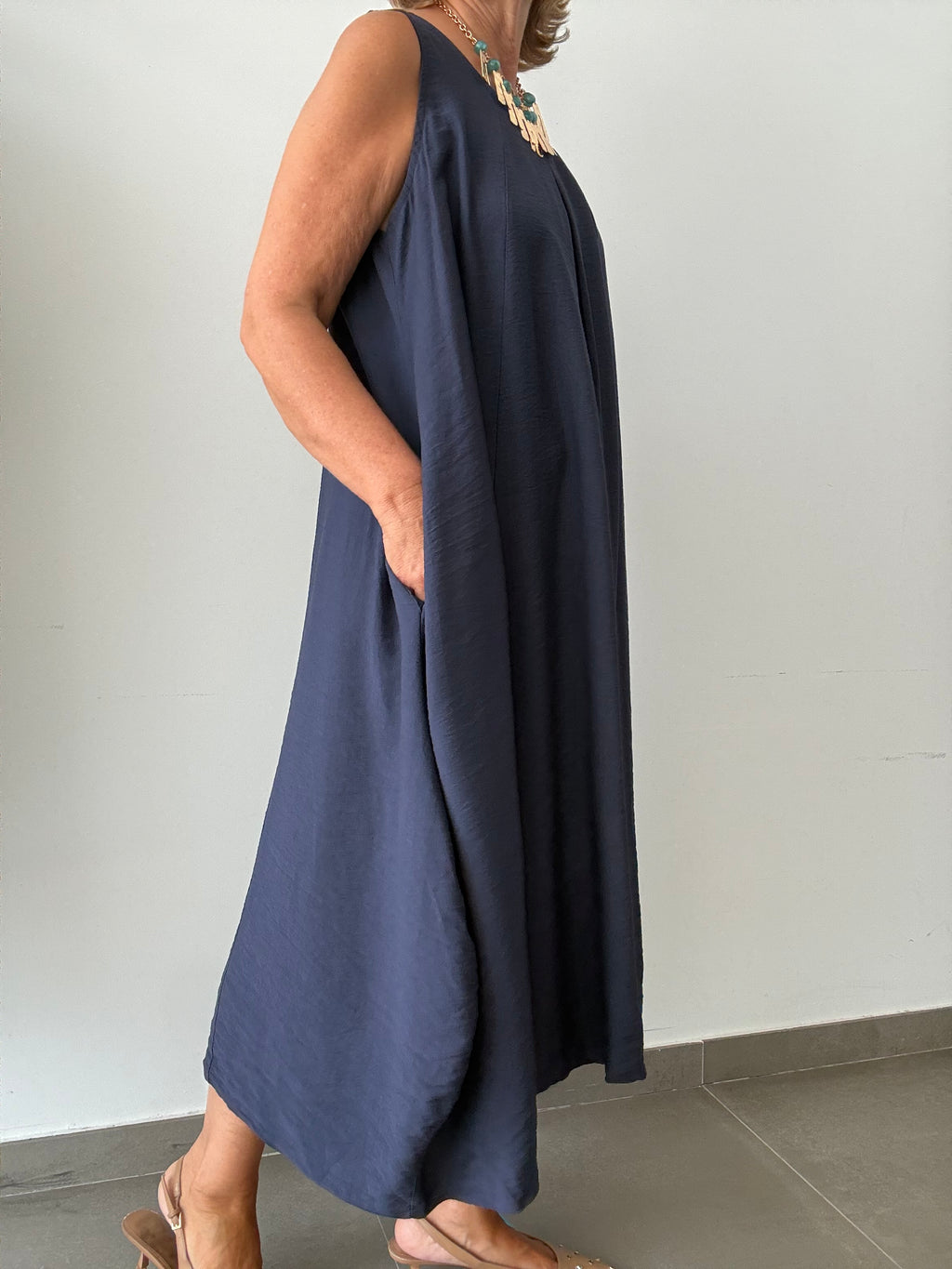 VESTIDO ABANICO MARINO