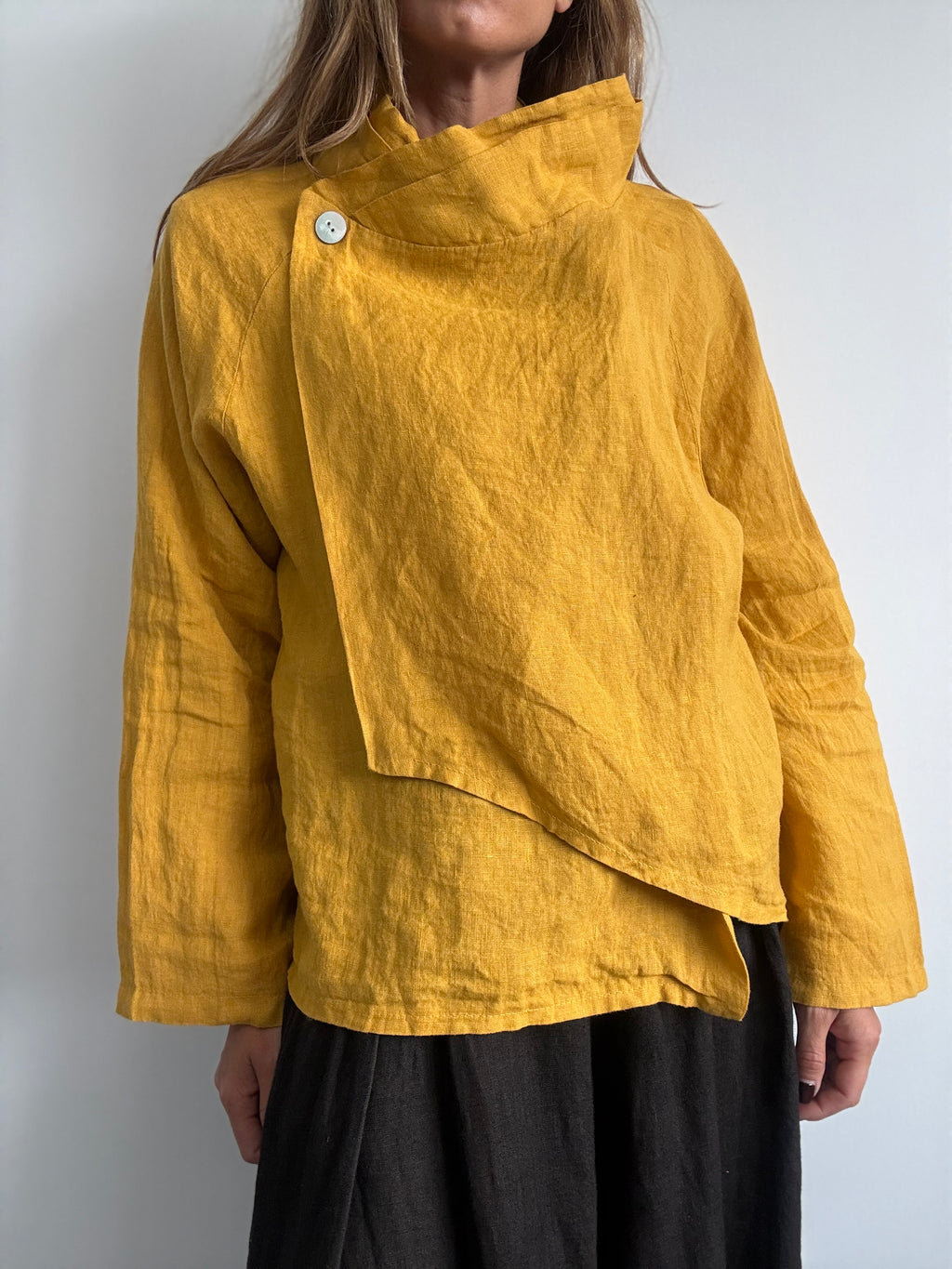 CHAQUETA KAI MOSTAZA