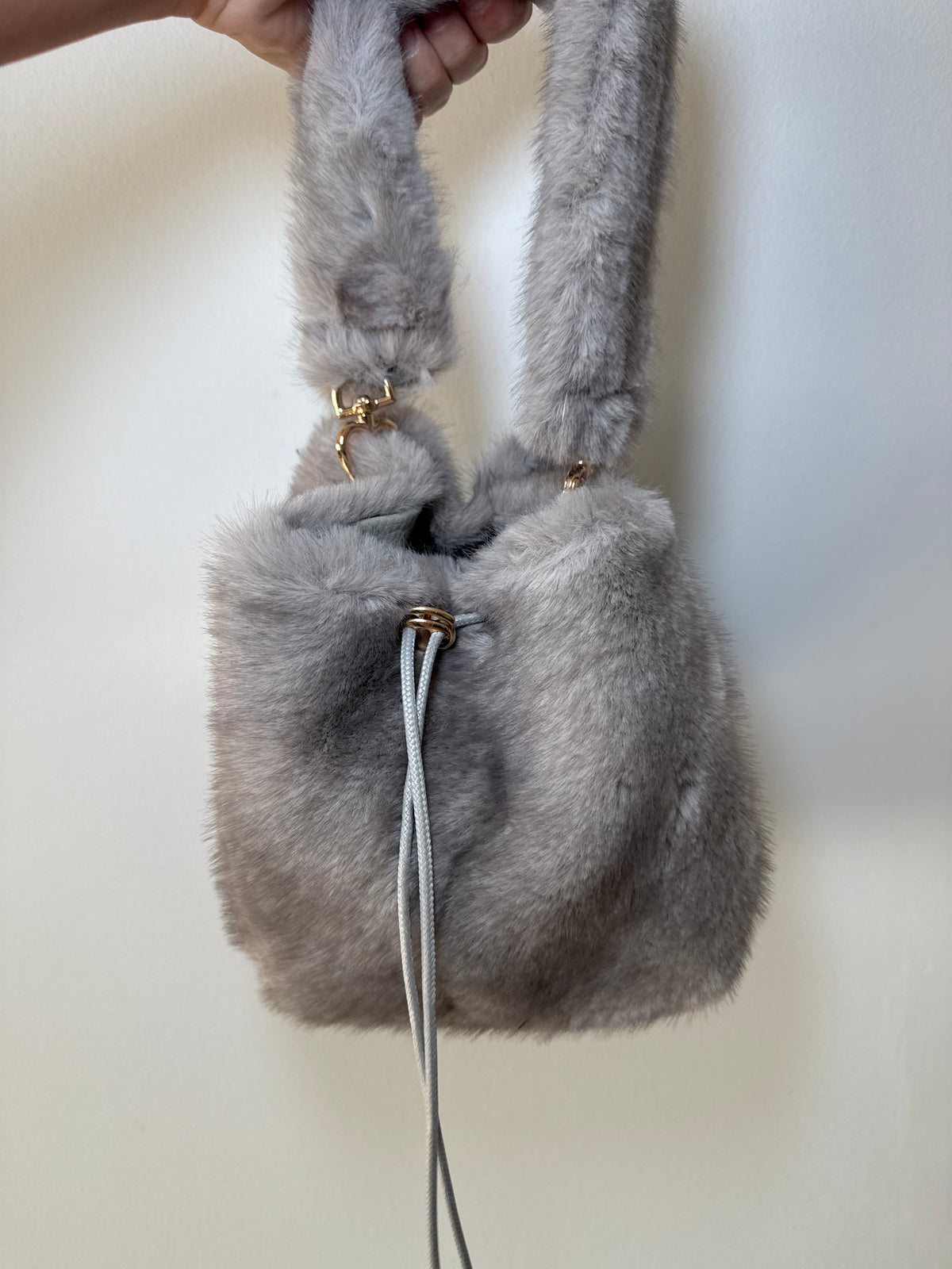 BOLSO BOMBO GRIS