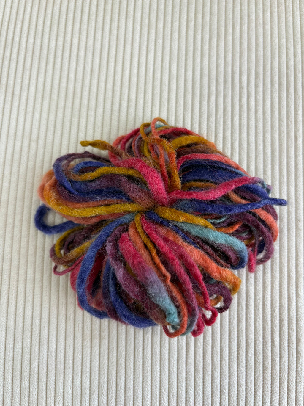 BROCHE LANAS