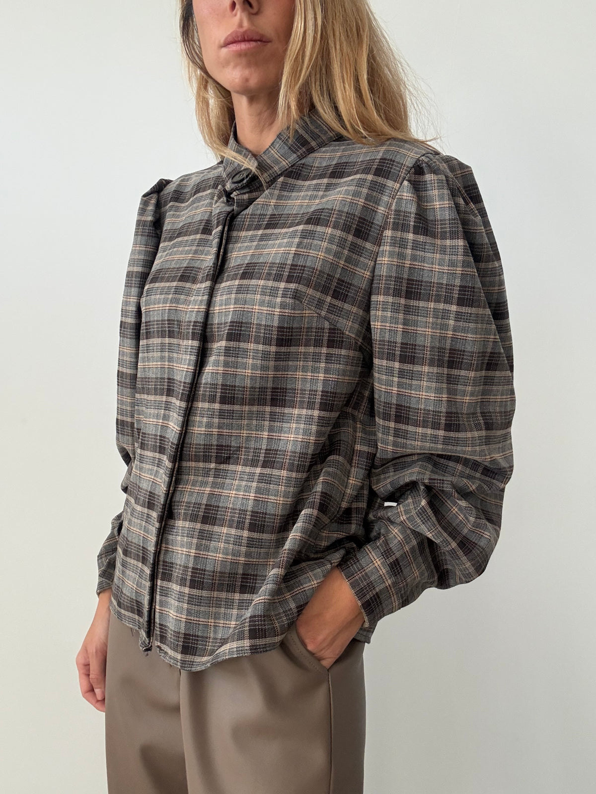 CAMISA LEA