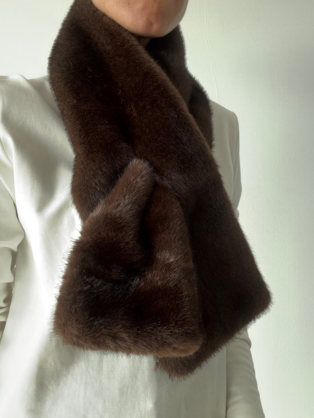 CUELLO LISO CHOCOLATE