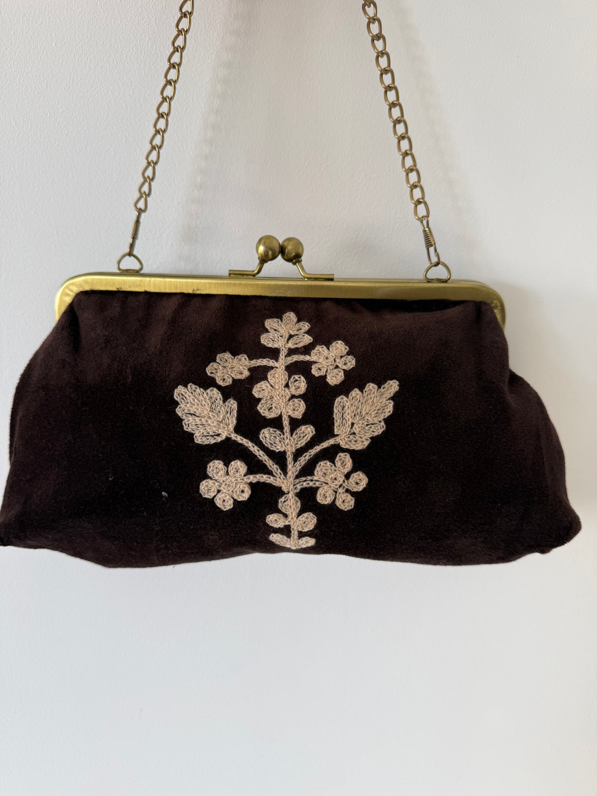 BOLSO ABETO CHOCOLATE