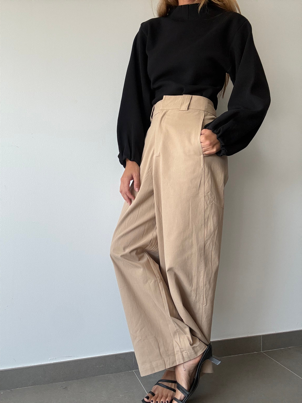 PANTALÓN MAESE CAMEL