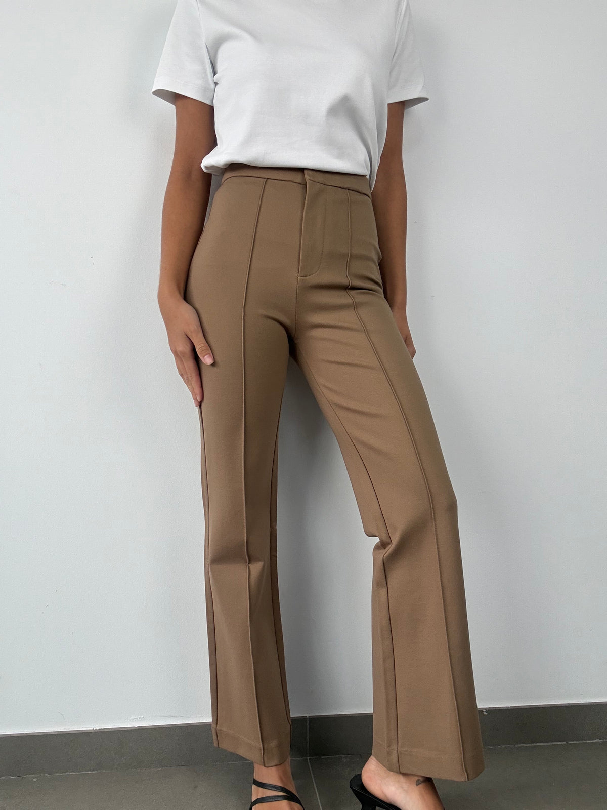 PANTALÓN AVELIA CAMEL