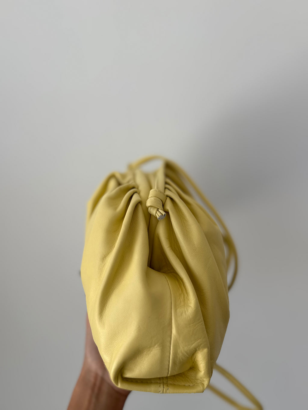BOLSO PIEL CONCHA VAINILLA