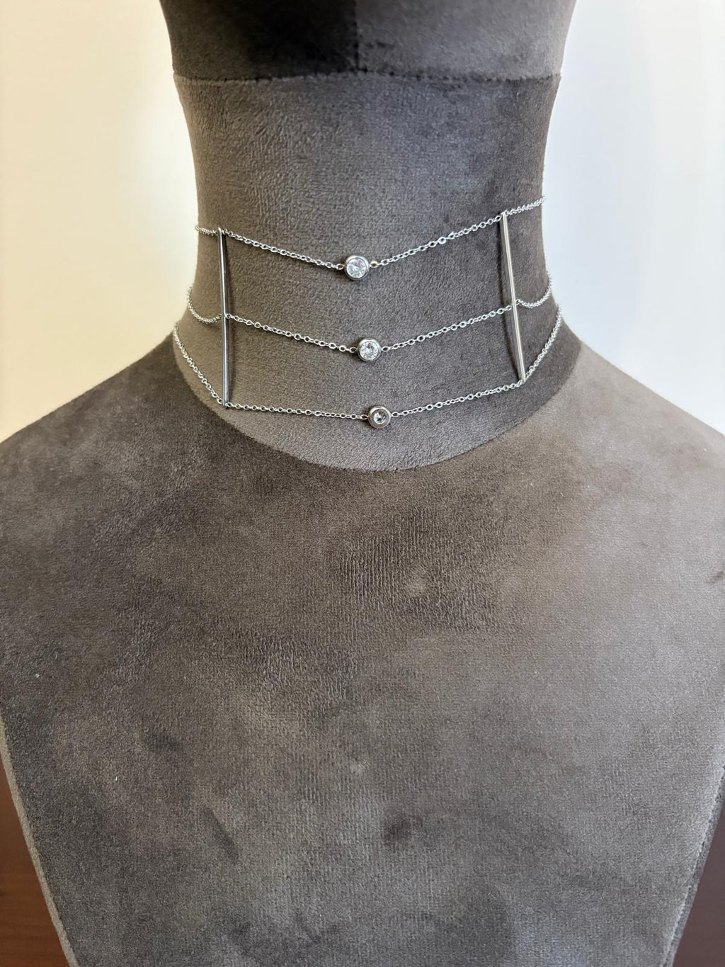 COLLAR LIORA PLATEADO