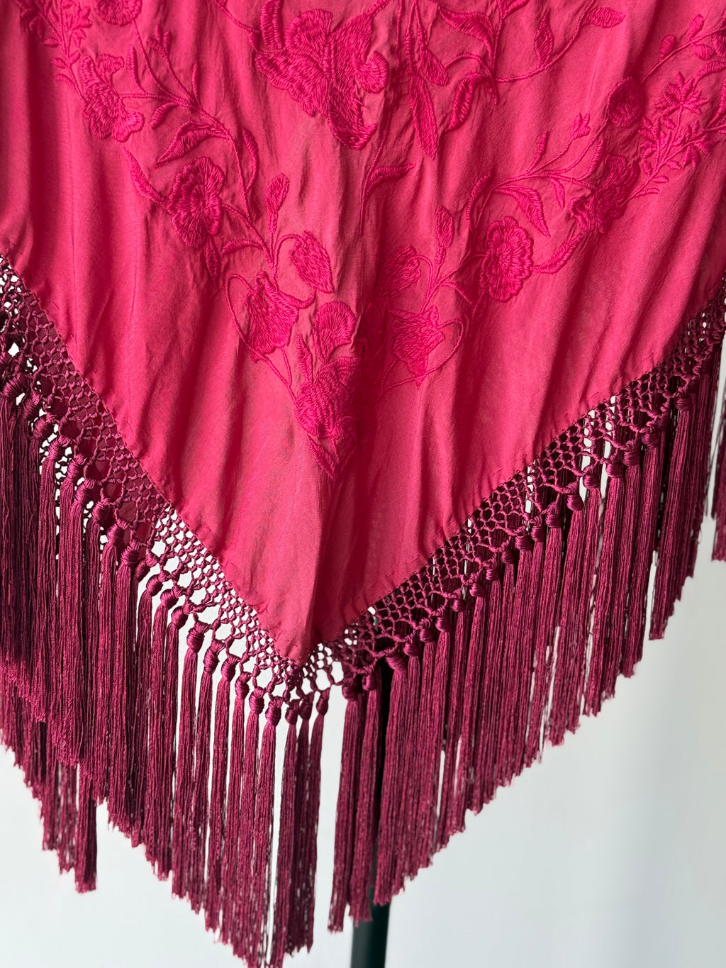 MANTÓN LISO FRAMBUESA