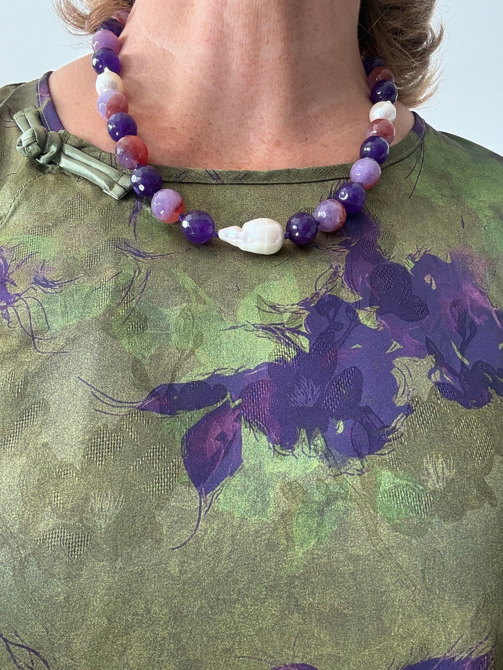 COLLAR -GARGANTILLA  LILA