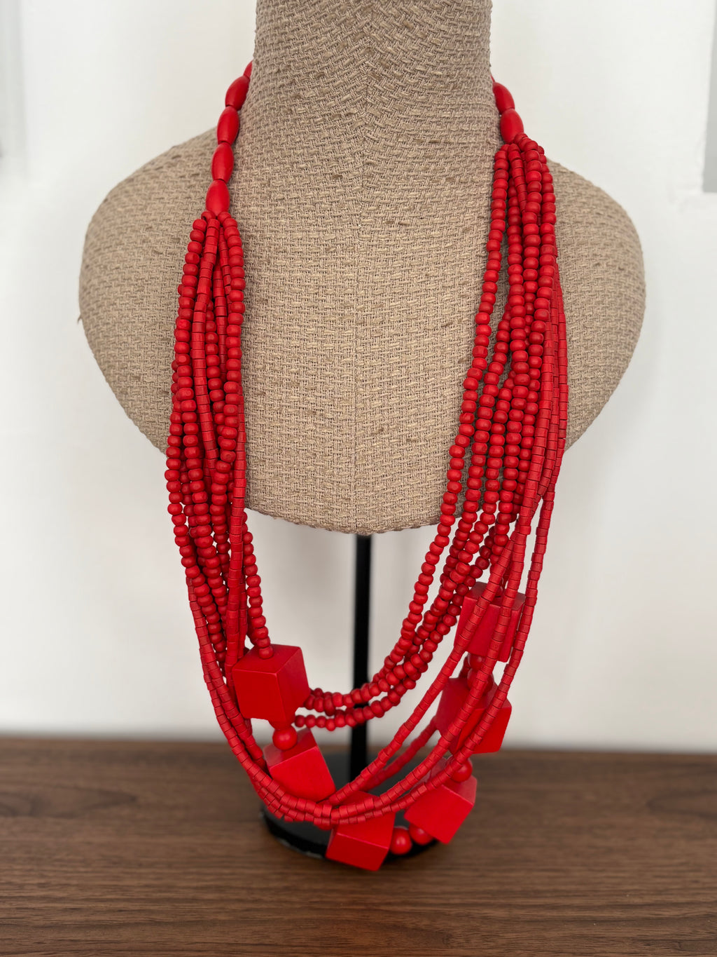 COLLAR CUADRADO ROJO