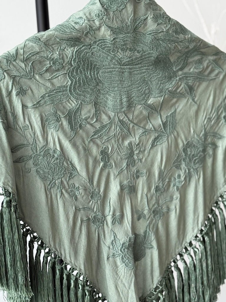 MANTÓN LISO VERDE JABONOSO