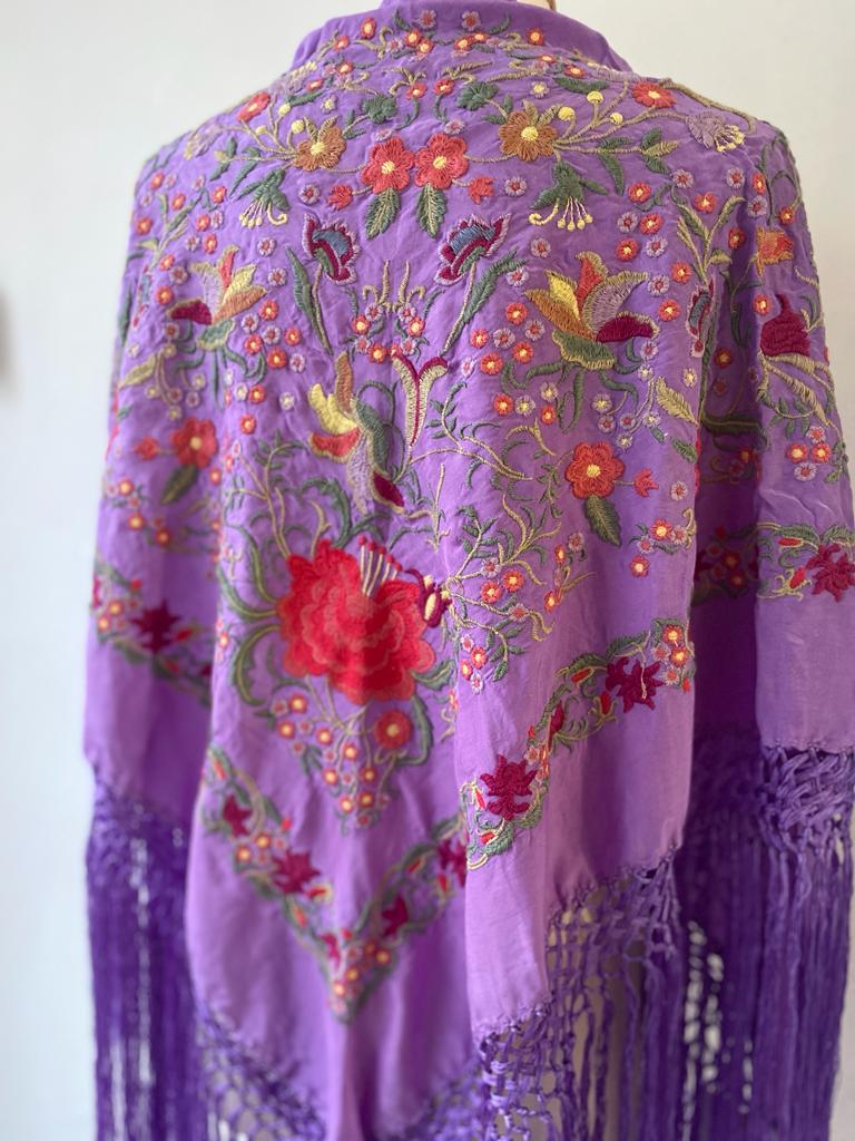 MANTÓN PARAISO MALVA VIVO ESTERILLA