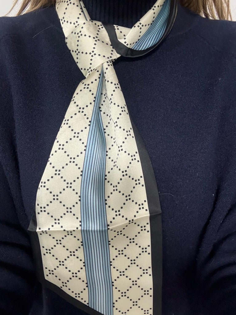 PAÑUELO CORBATERO ROMBO