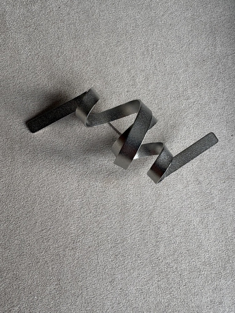 BROCHE ESPIRAL PLATEADO