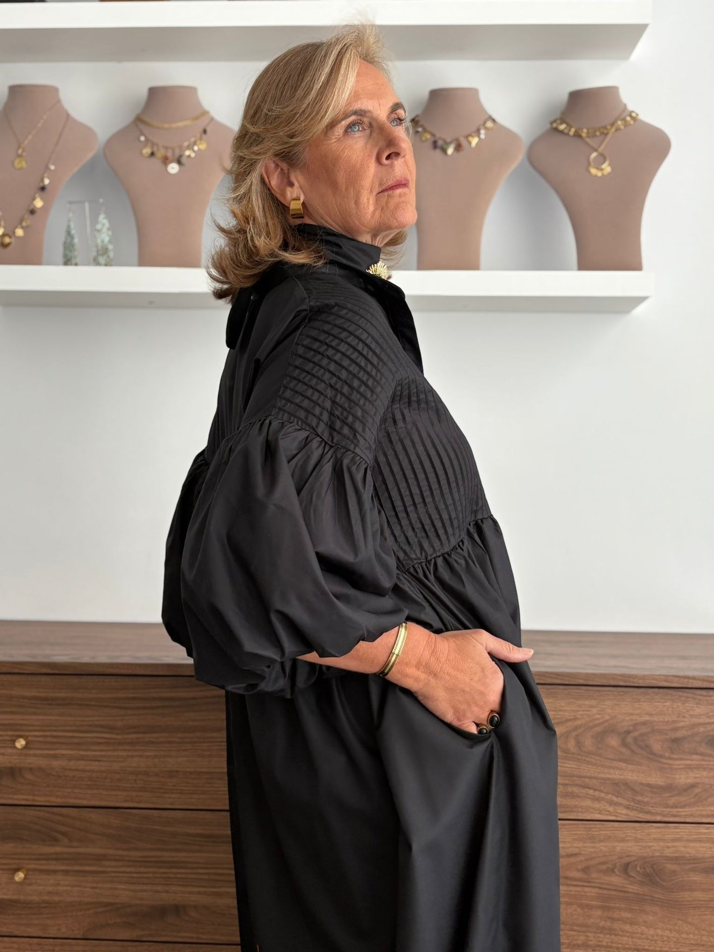 VESTIDO VELAZQUEZ NEGRO