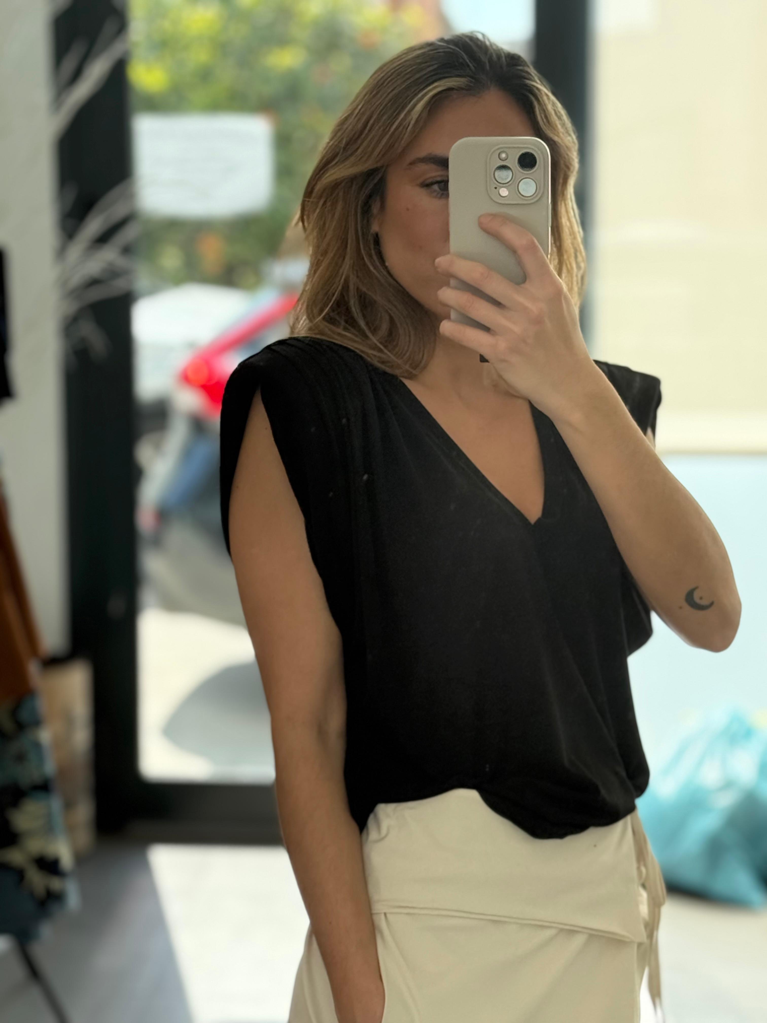 CAMISETA MAIRA NEGRO