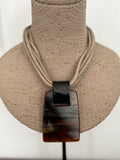 COLLAR PLATI MARRON
