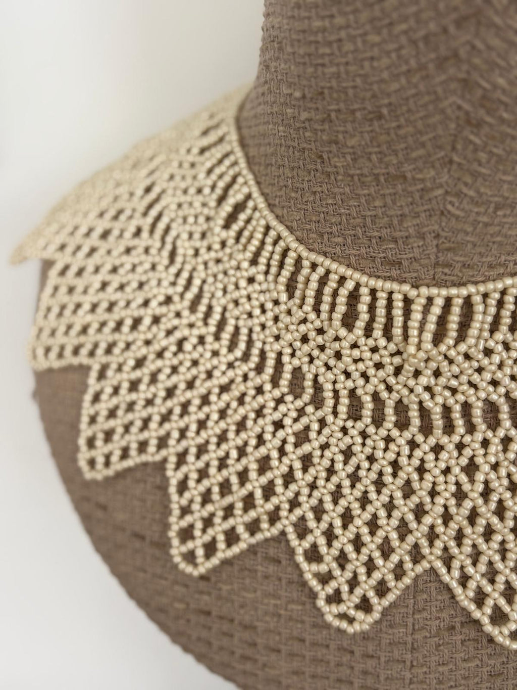 COLLAR BABERO DORADO