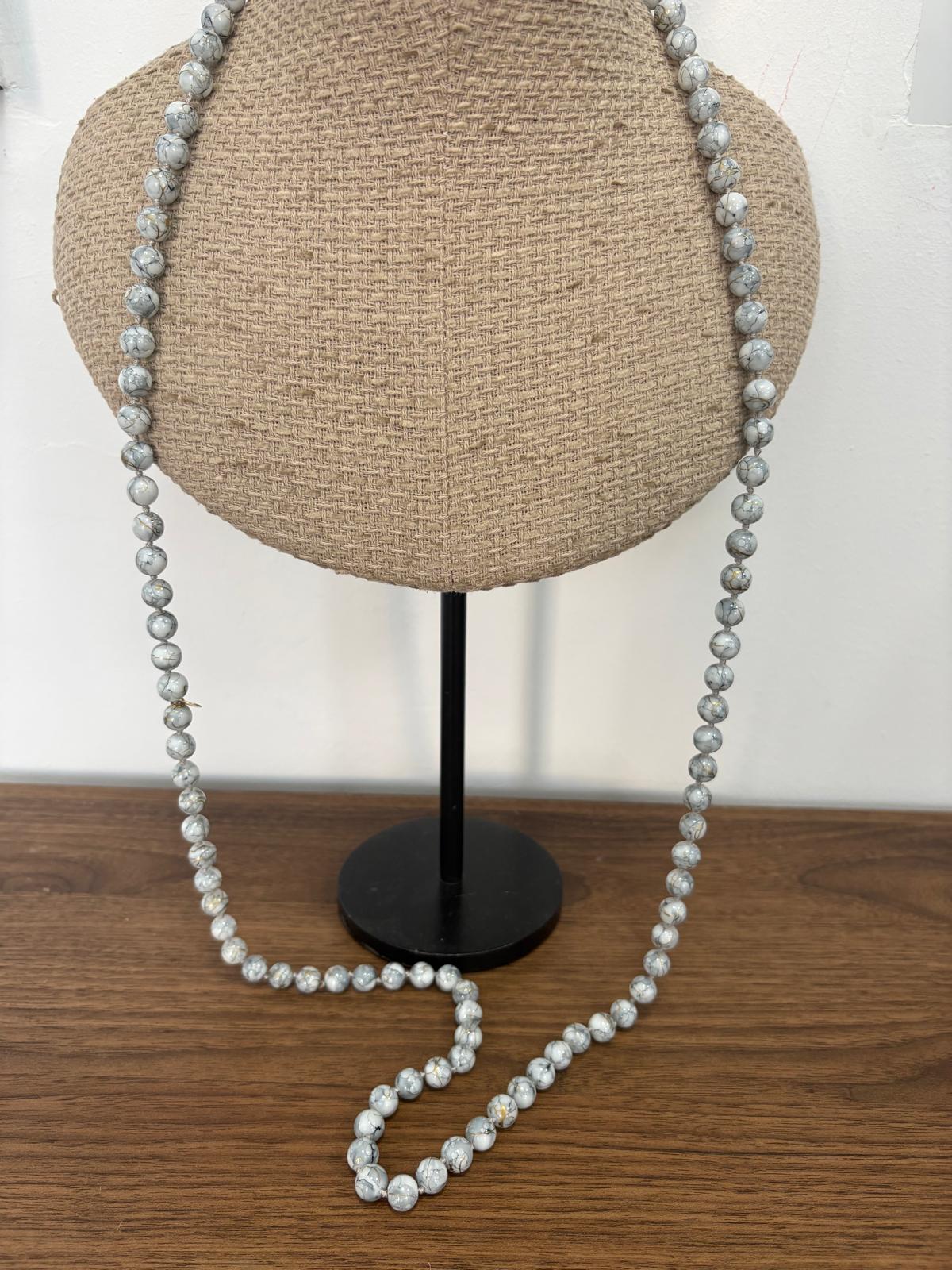 COLLAR MARMOL GRIS
