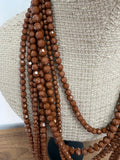 COLLAR PIÑA MARRON