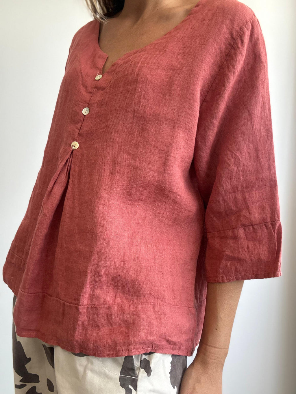 BLUSA LEÓN CALDERA