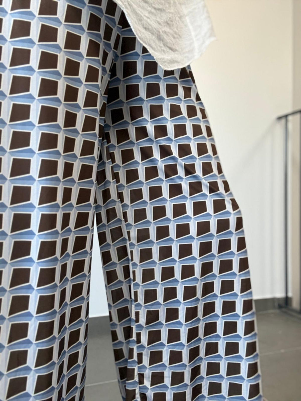 PANTALON ROCAS MARRON