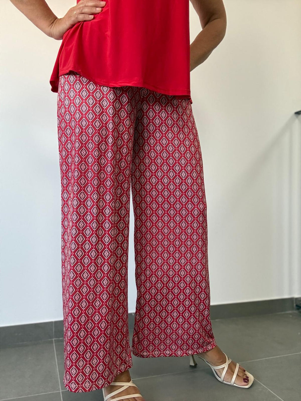 PANTALON ROMBO ROJO