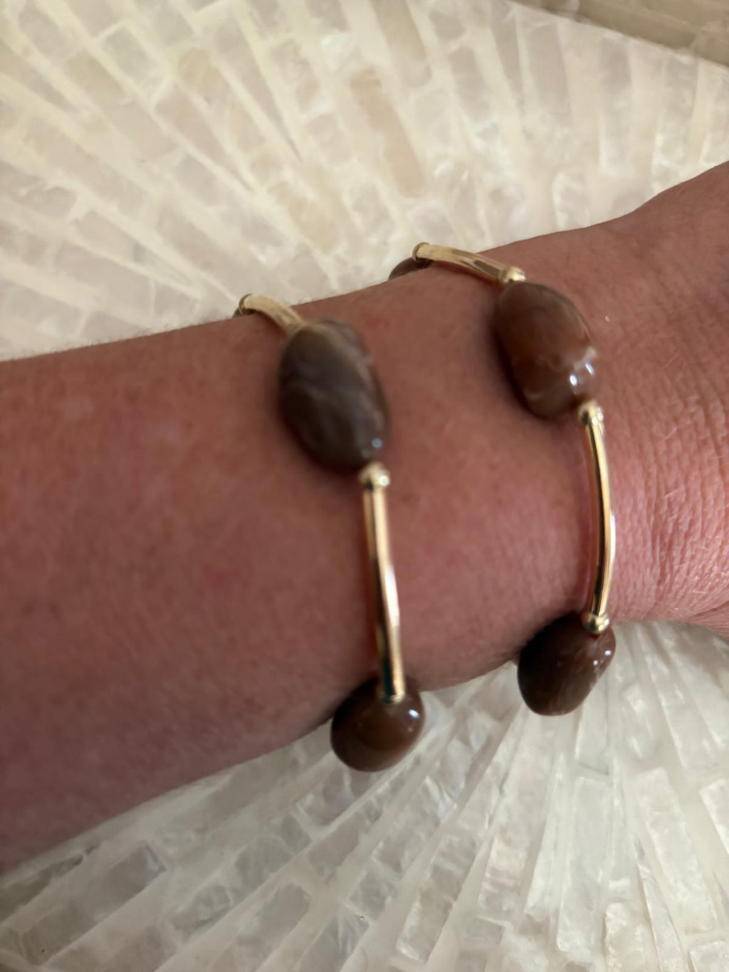 PULSERAS CUADRILATERO MARRON