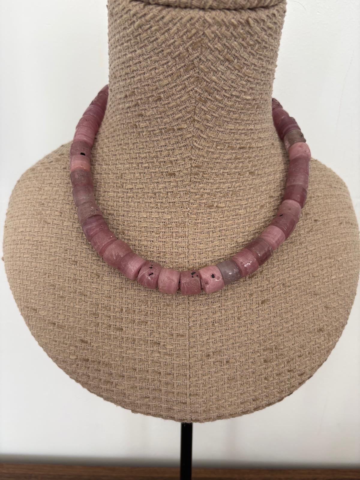COLLAR-GARGANATILLA ROSA NATURAL